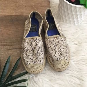 Jeffrey Campbell Nia khaki lace espadrilles 6.5 M